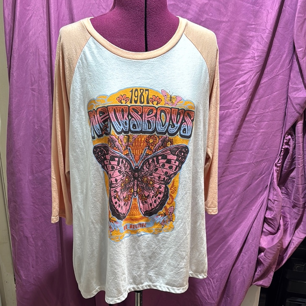 NEWSBOYS 1987 Women's Butterfly Graphic Music T-shirt, We Believe Tee